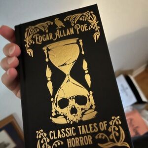 Edgar Allan Poe Classic Tales of Horror Book